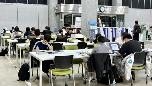 pic02.jpg 500X282